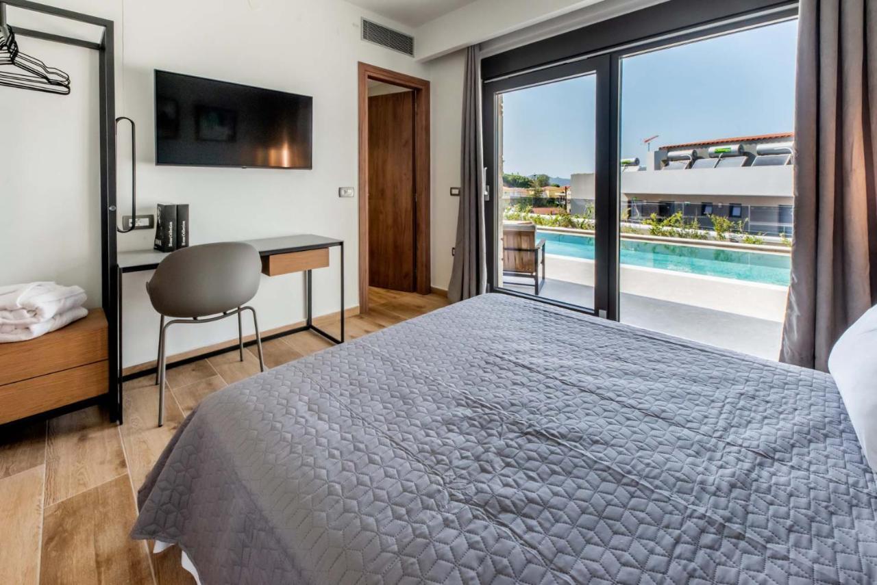 Seafront Villas I "Free" Heated Pools & 100M To Sea Chania  Exterior foto