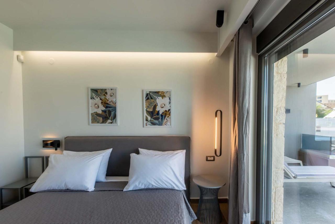 Seafront Villas I "Free" Heated Pools & 100M To Sea Chania  Exterior foto