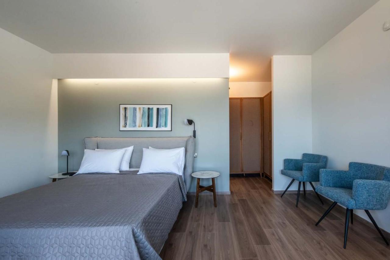 Seafront Villas I "Free" Heated Pools & 100M To Sea Chania  Exterior foto