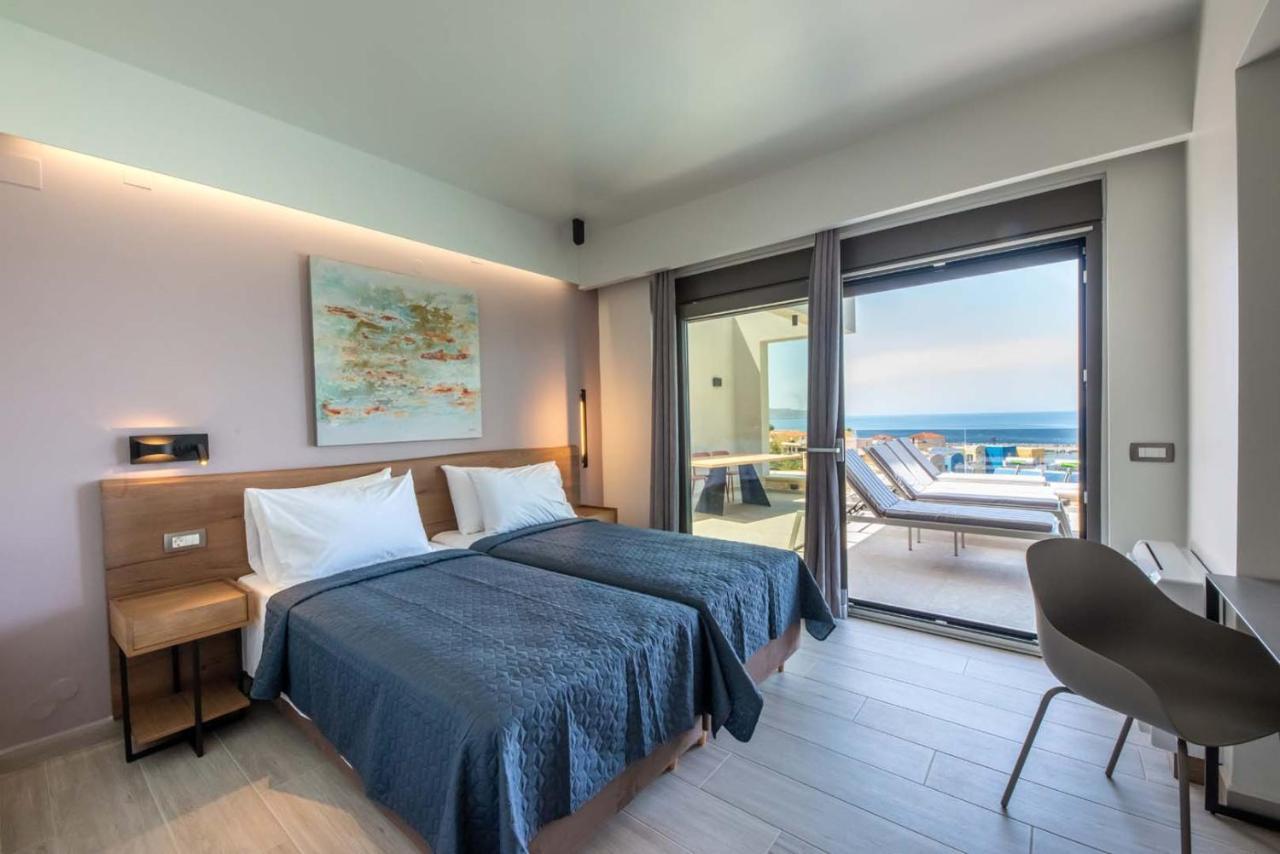 Seafront Villas I "Free" Heated Pools & 100M To Sea Chania  Exterior foto