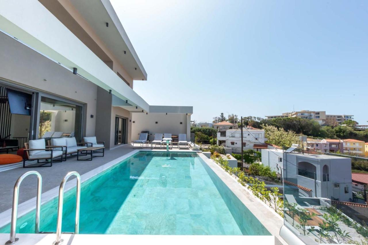 Seafront Villas I "Free" Heated Pools & 100M To Sea Chania  Exterior foto