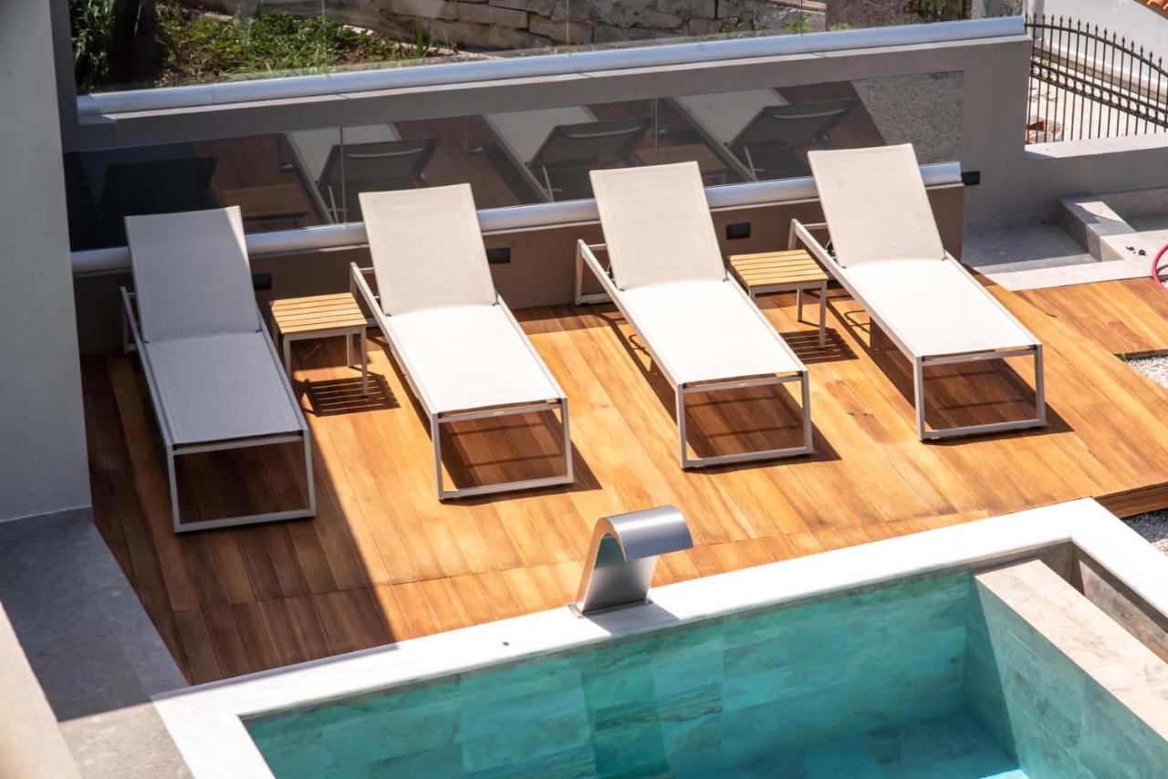 Seafront Villas I "Free" Heated Pools & 100M To Sea Chania  Exterior foto