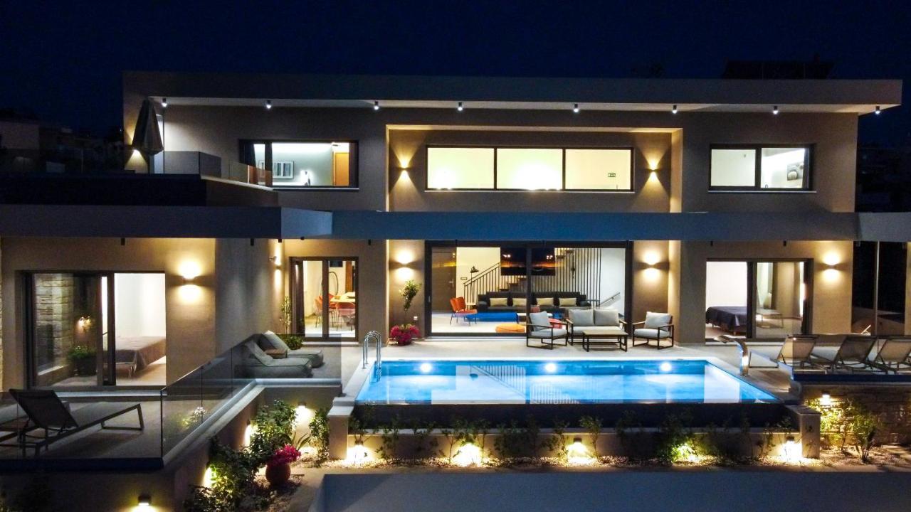 Seafront Villas I "Free" Heated Pools & 100M To Sea Chania  Exterior foto